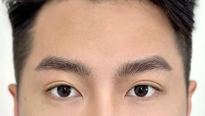 Kỹ thuật hairstroke phun sợi chân mày tự nhiên tại Spa Tâm Lê Bình Thạnh