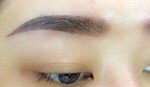 Điêu khắc chân mày microblading và hairstroke tại Spa Tâm Lê Bình Thạnh